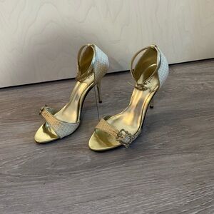 Splash Gold and Cream Textured Heels